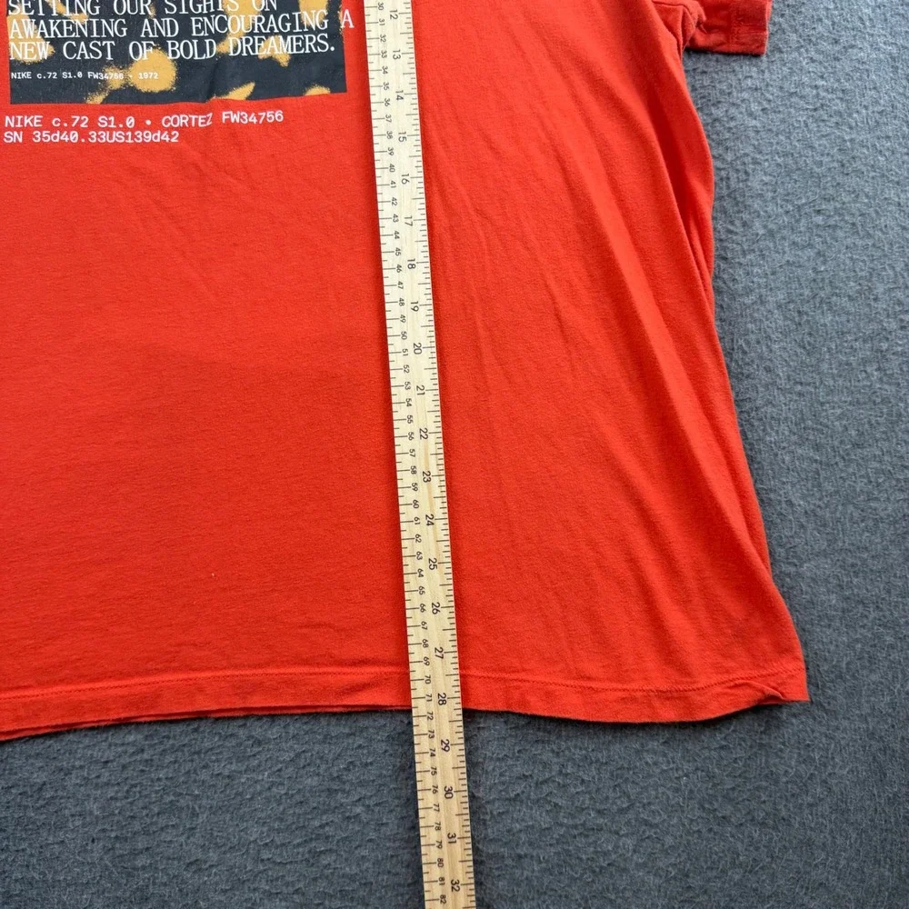 Nike T-Shirt Men's XXL Orange Graphic Nike Circa 96 Bold Dreamers Cortez Tee